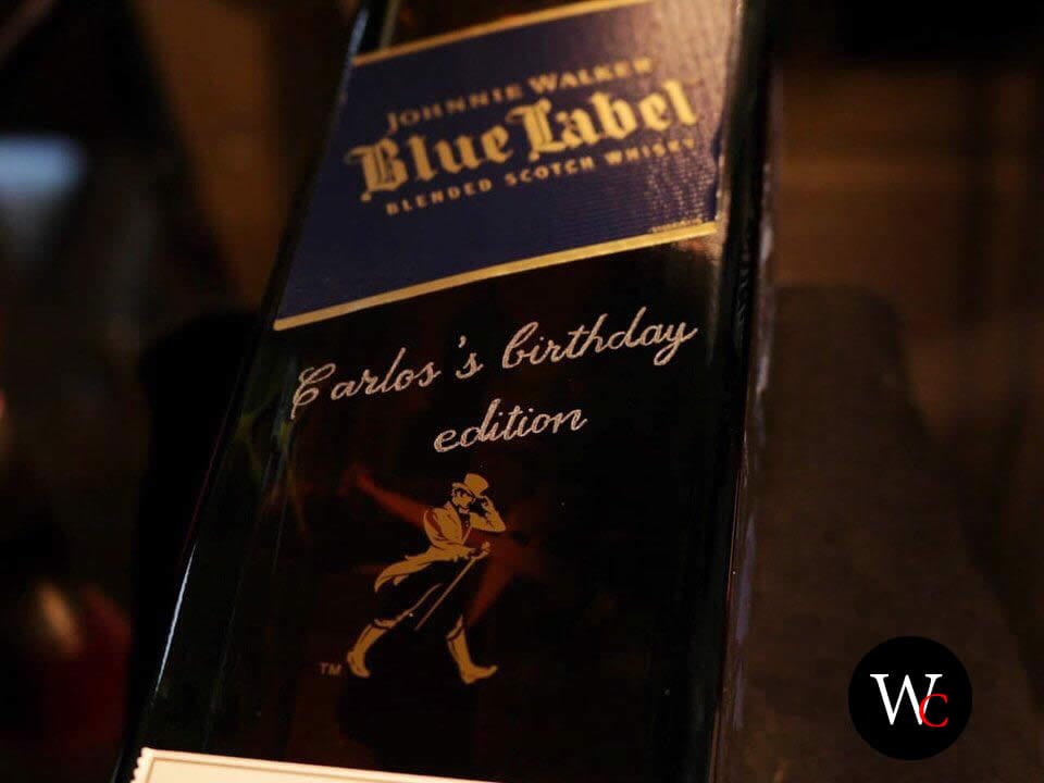 Botella de whisky Johnnie Walker blue personalizada